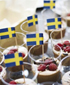 Bakelser med svenska flaggan